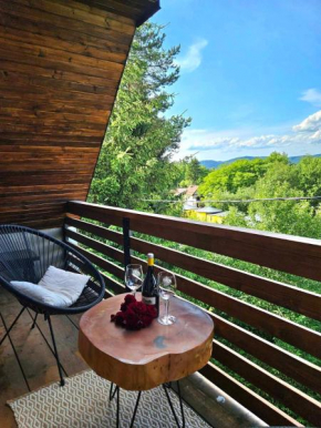Pyramid Holiday House